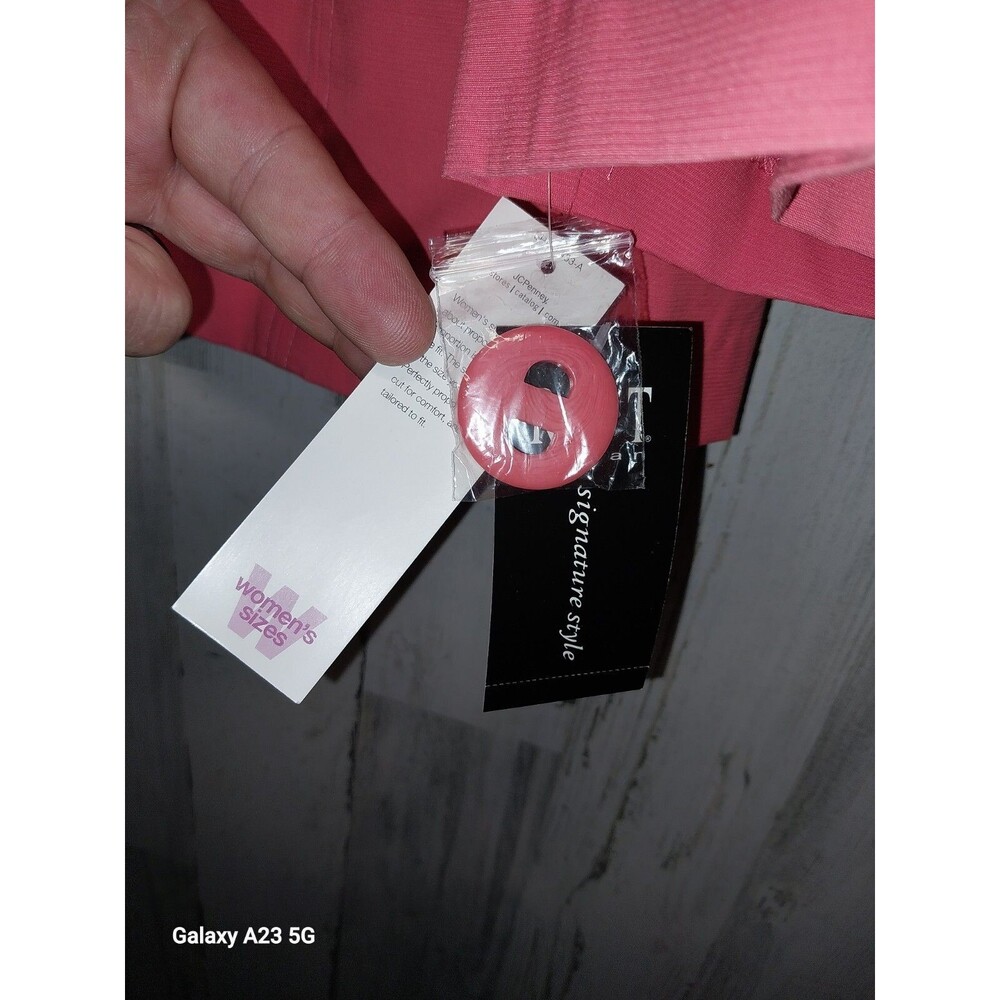 R.Q.T. Woman Bold And Basic Jacket Size 3X Peach NWT - Picture 5 of 8